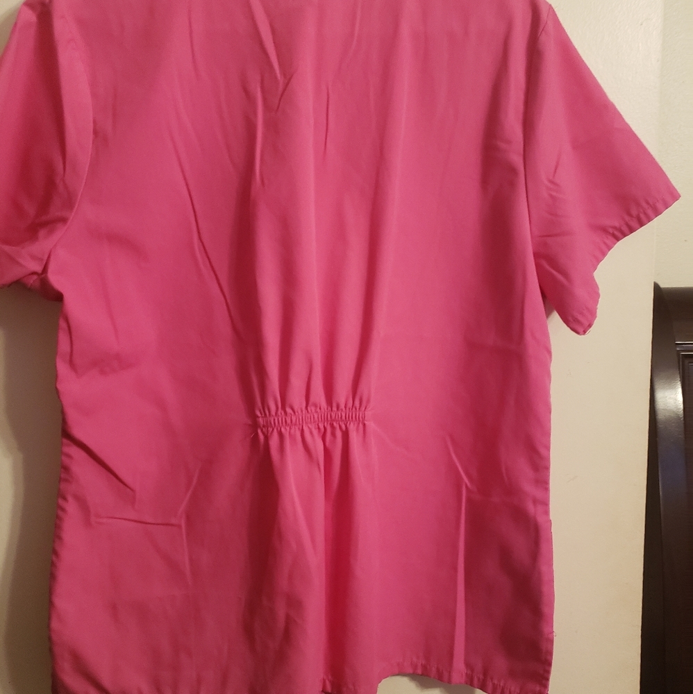 Scrub Top - Picture 2 of 3
